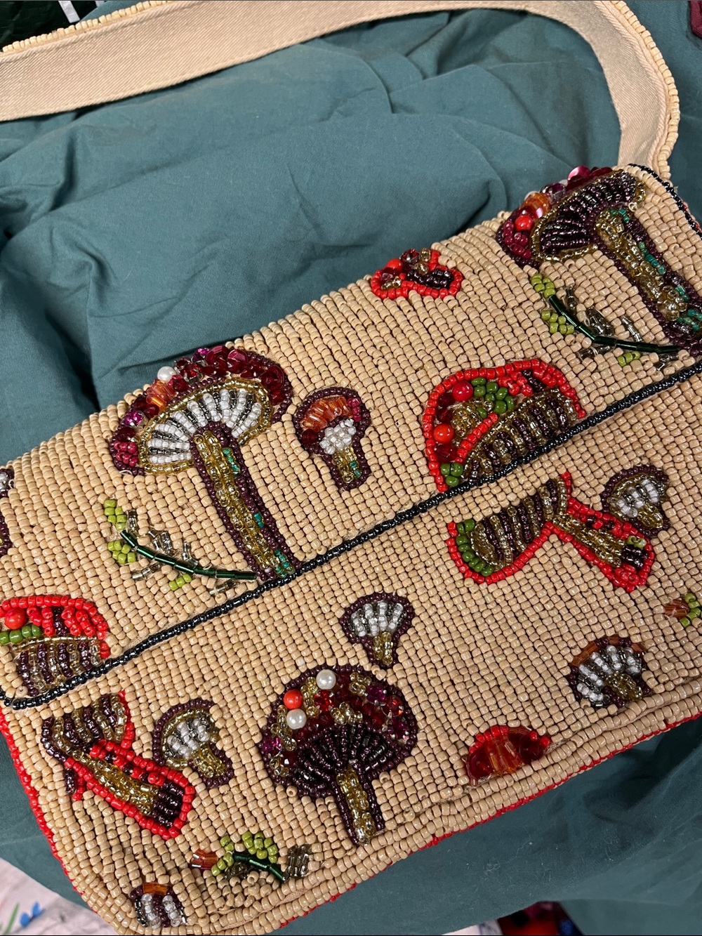 Anthropologie Fiona Mushroom Bag Purse New Condition Beaded - Picture 4 of 6